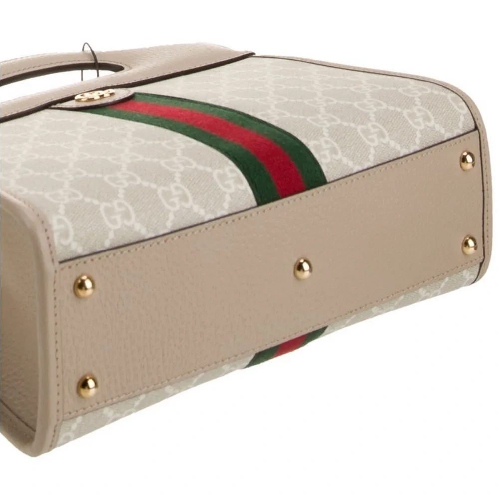 Gucci stylish gg